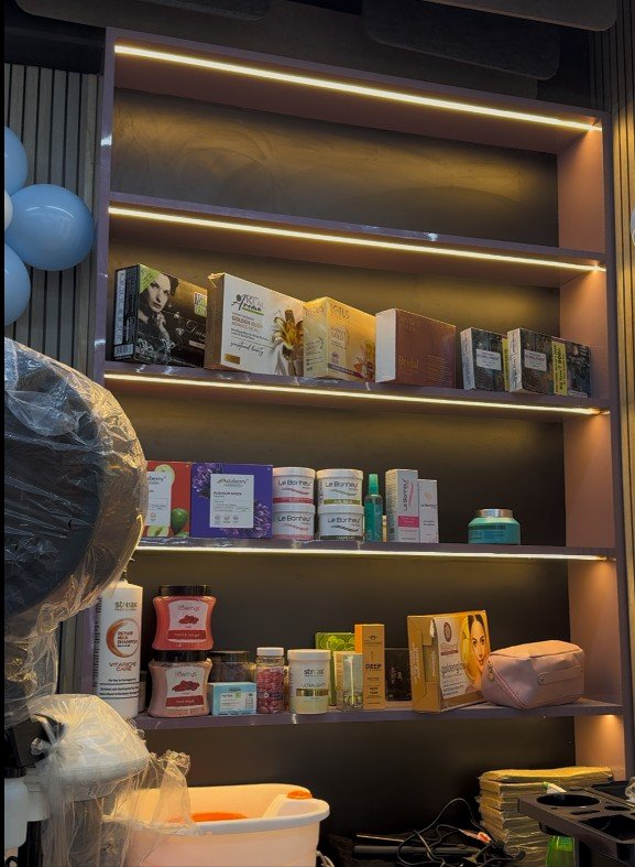 Luxora Glow - Premium Hair, Skin & Beauty Studio