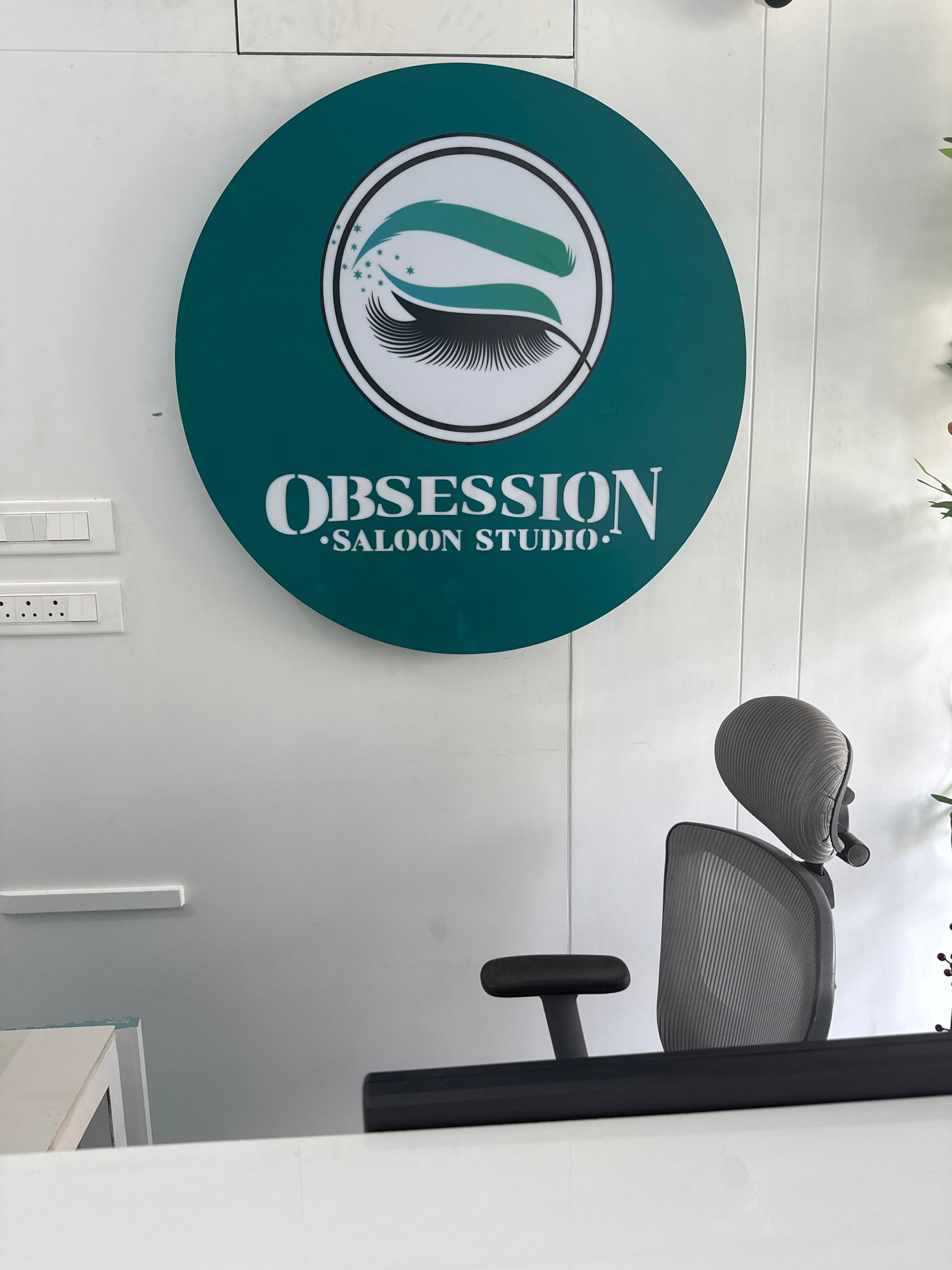 Obsession saloon